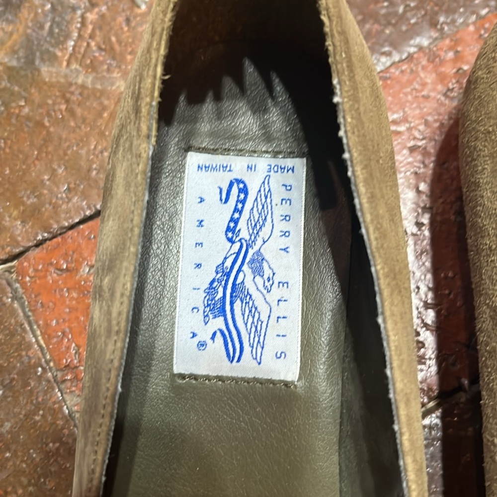 Vintage Perry Ellis flats size 8B - Picture 2 of 8